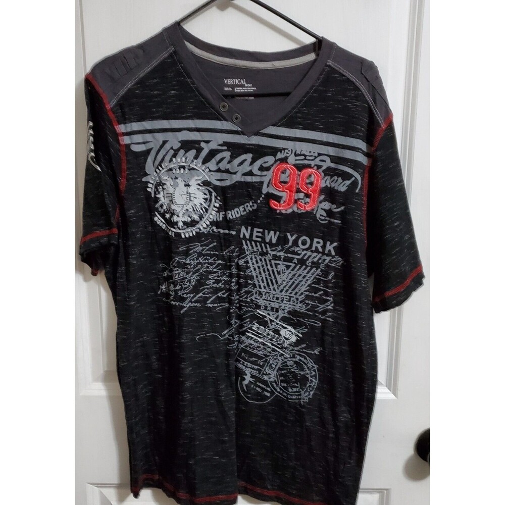Vertical Sport Men T-Shirt  XL Black Graphic Label City Streetwear V Neck Vtg 99